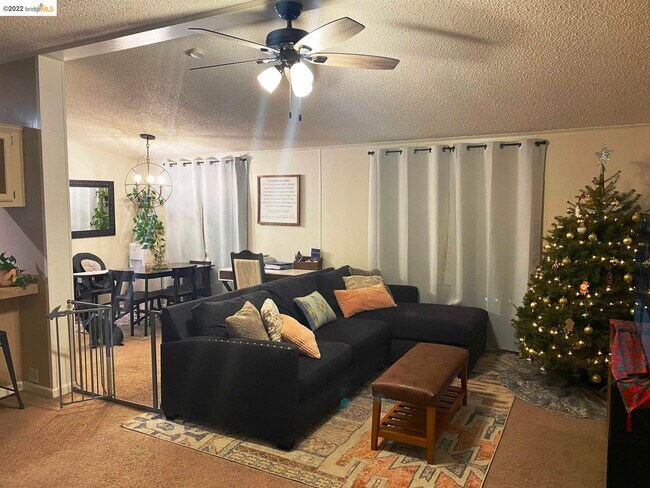 Foto del edificio - 3105 Anderson Ln