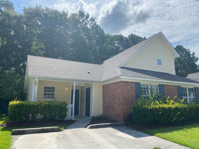 Photo - 316 St Rosea Rd House