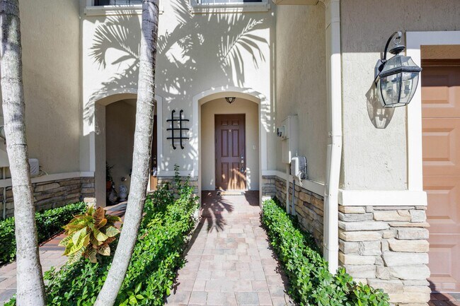 Foto del edificio - 5636 NW 58th Ln