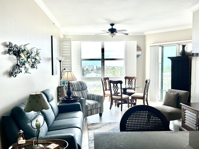 Foto del edificio - 806 E Windward Way