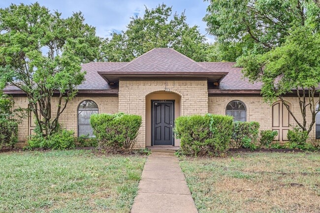 Building Photo - 1304 Seabrook Dr