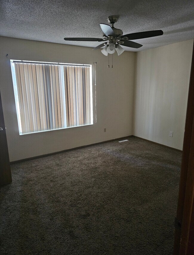 Building Photo - 4344 Maricopa Dr