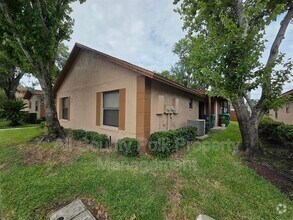 Building Photo - 320 Eron Way
