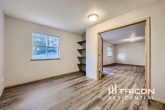 Foto del edificio - 7122 277th Pl NW