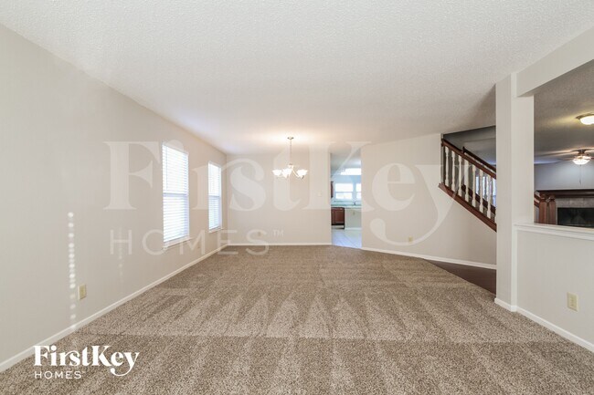 Building Photo - 12735 Howe Rd