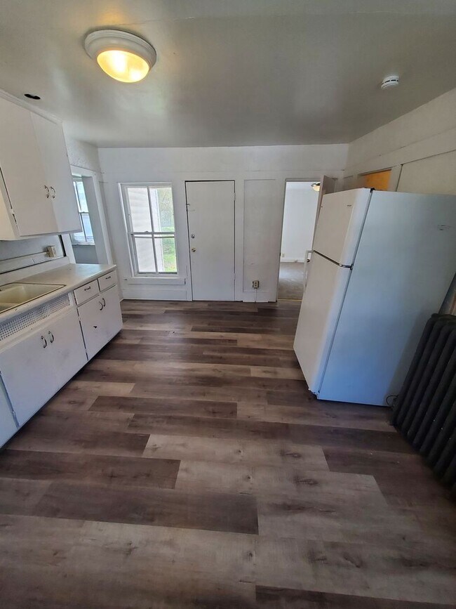 Building Photo - 5026-5028 18th Ave. (Duplex)(ACE PROPERTY)