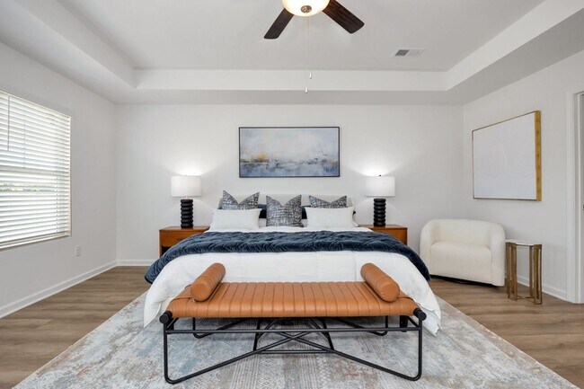 Foto del edificio - BRAND NEW 3 Bed 2.5 bathroom townhomes in Madison!