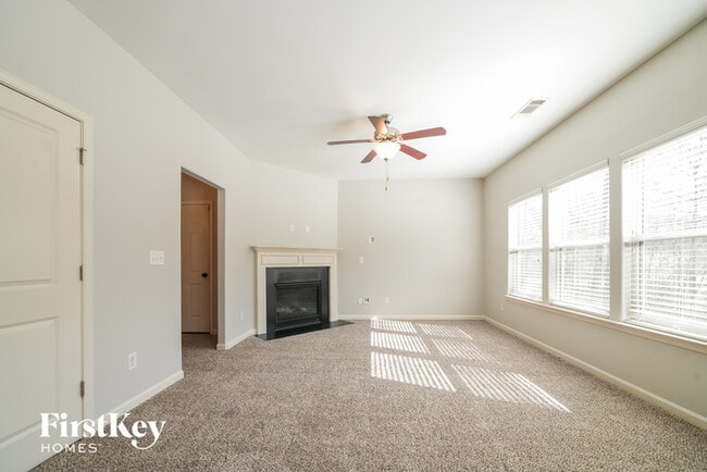 Foto del edificio - 2615 Reece Farms Trail