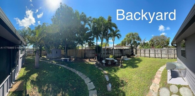 Building Photo - 12370 SW 104th Terrace