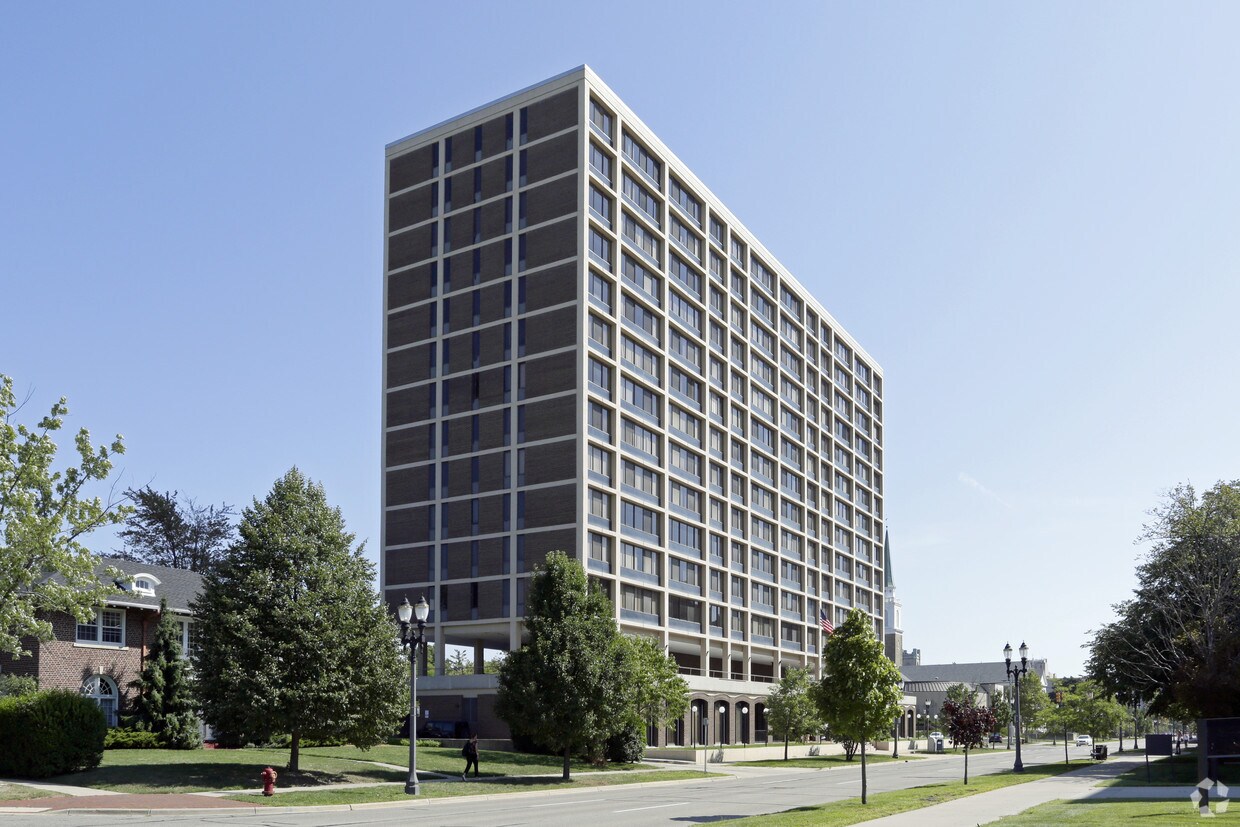 Lansing Tower Apartments 610 W Ottawa St Lansing, MI