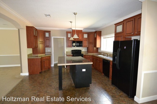 Building Photo - 3 br, 2 bath House - 682 Moody Road NW