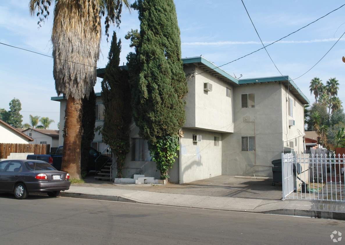 Building Photo - 5642 Klump Ave