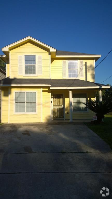 Front of Home - 2300 Abernathy St