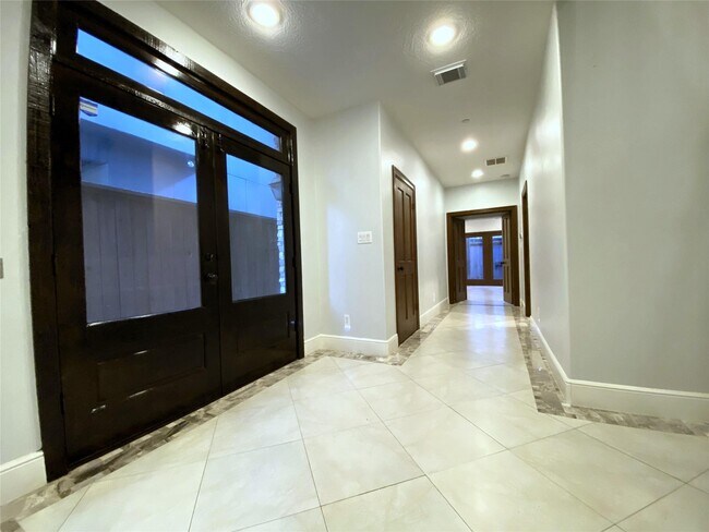 Foto del edificio - 1012 Crocker St