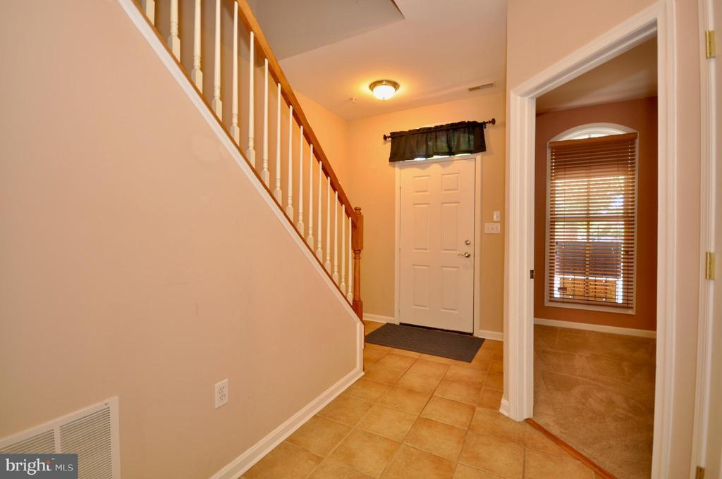 Primary Photo - 2337 Boston St