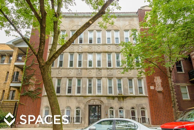 Foto del edificio - 4070 N Kenmore Ave