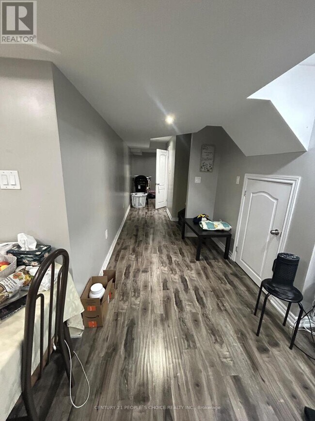 Building Photo - 24 Haverstock Cres