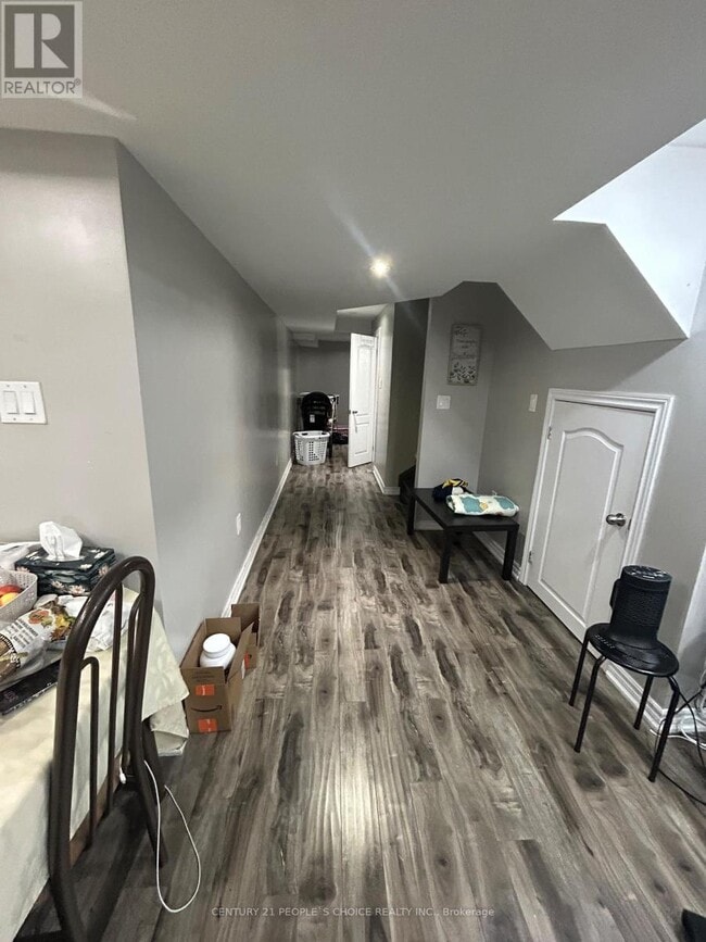 Photo du bâtiment - 24 Haverstock Cres