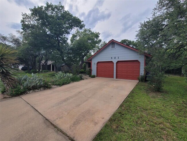 Building Photo - 501 Mountain Laurel Dr
