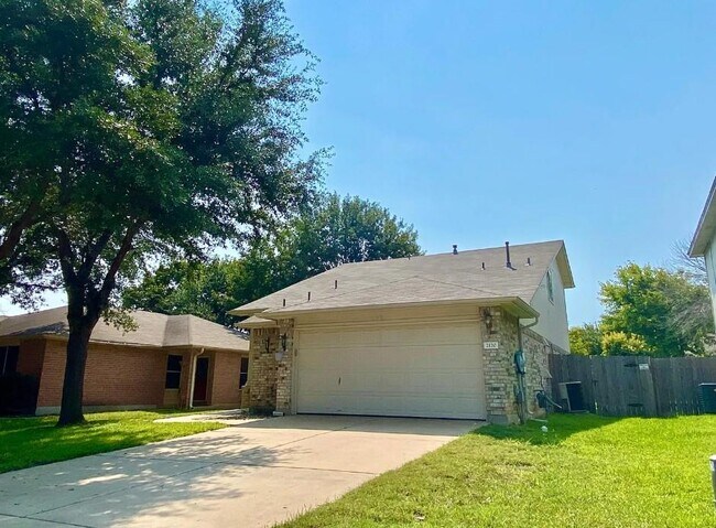 Foto del edificio - 2120 Jester Farms Rd