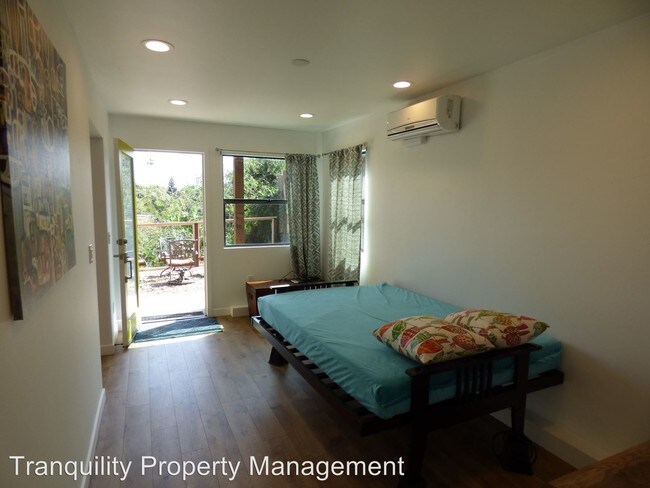 Foto del edificio - Studio, 1 bath House - 2933 Boundary Street