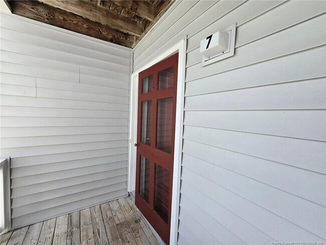 Foto del edificio - 274 Waterdown Dr