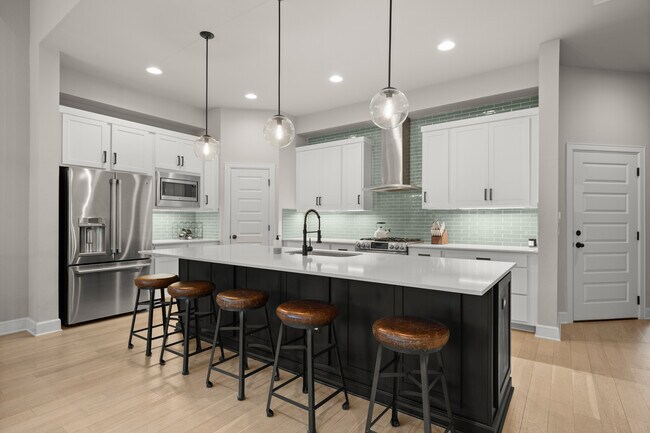 Building Photo - 1003 Cardinal Ln