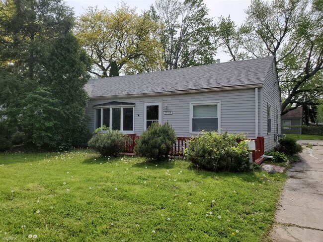 Building Photo - 3 br, 1 bath House - 26415 Beaconsfield St
