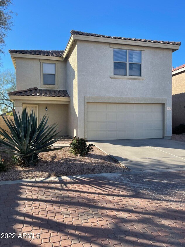 2935 E Cherry Hills Dr, Chandler, AZ 85249 House for Rent in Chandler