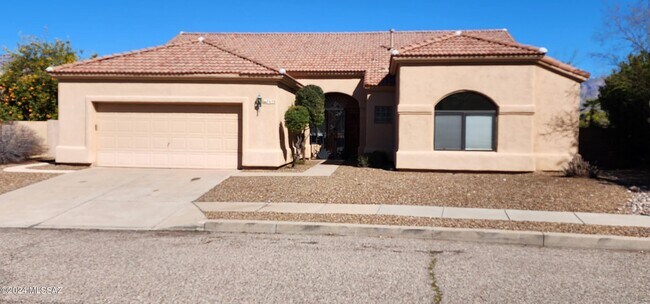 Building Photo - 7659 E Park View Dr