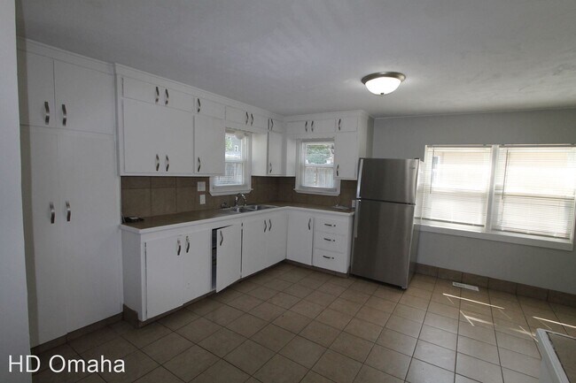 Foto del edificio - 5 br, 2 bath House - 5041 S. 39th St.