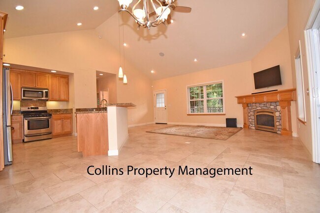 Building Photo - 11843 Sierra Pines Road  Guest Hse