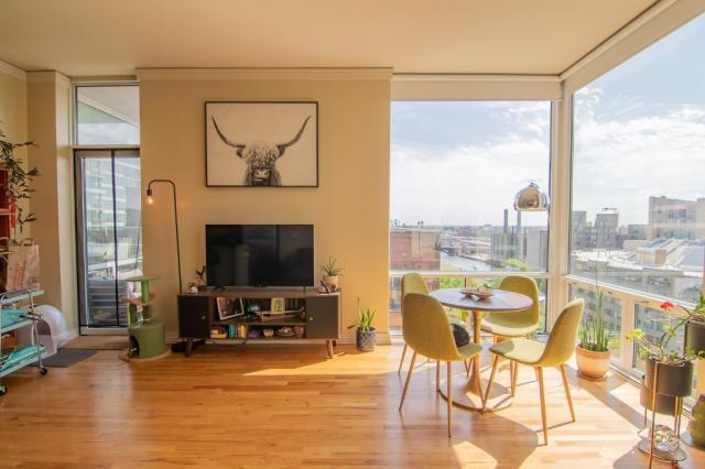 Primary Photo - 2 bedroom in CHICAGO IL 60605
