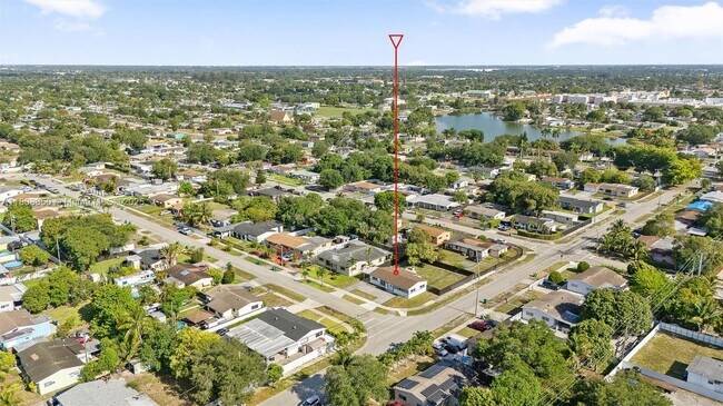 Foto del edificio - 2741 NW 172nd Terrace