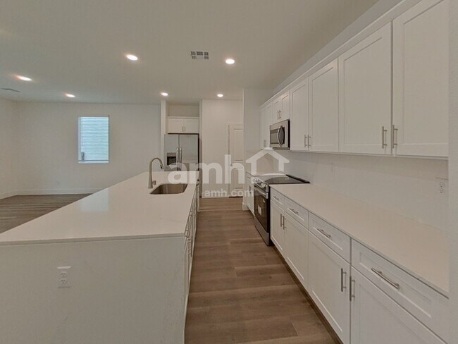 Foto del edificio - 5855 Fly Fisher St