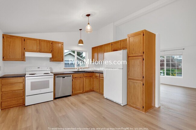 Foto del edificio - Beautiful Living in Scenic Estacada!