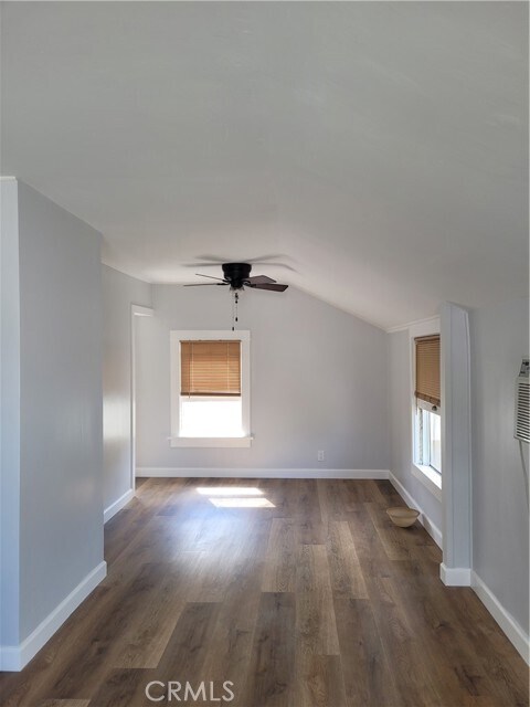 Foto del edificio - 5844 Newlin Ave