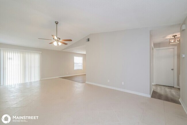 Building Photo - 403 Allspice Ct