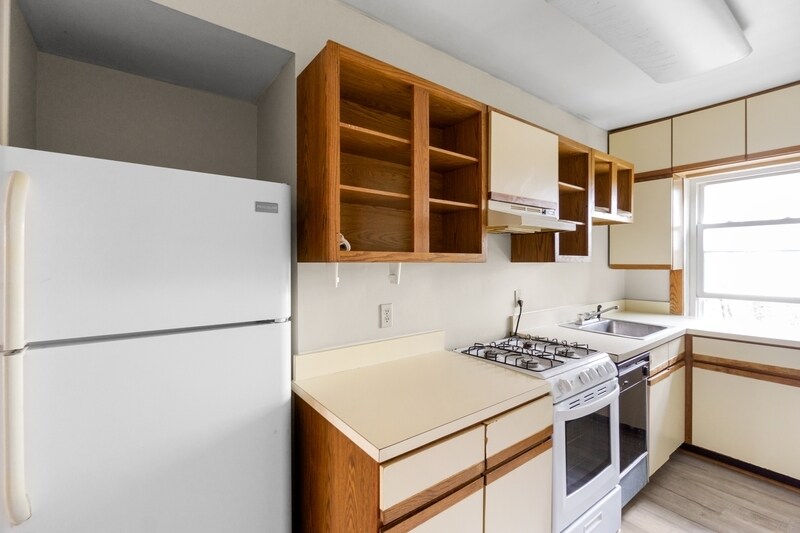 Foto principal - 1107 E Genesee St