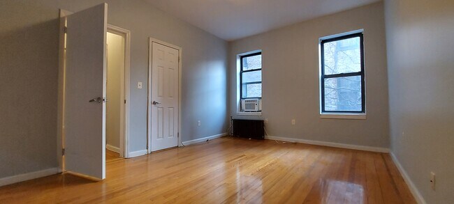 Building Photo - 333 Fairmount Ave
