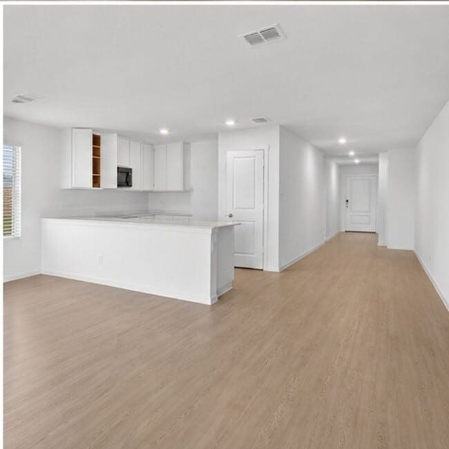Foto del edificio - 7709 Reese St