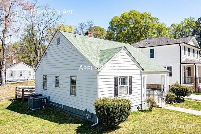Foto del edificio - 114 W Maynard Ave