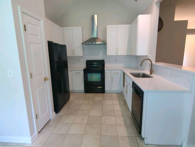 Building Photo - 8253 Ramstone Way
