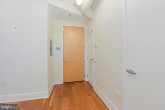 Building Photo - 1700 Kalorama Rd NW
