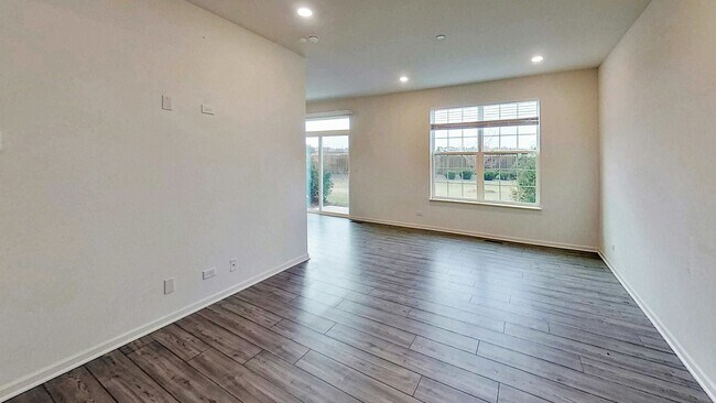 Foto del edificio - 2009 Stuttle Rd