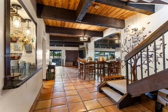 Building Photo - 19440 NE 26th Ave