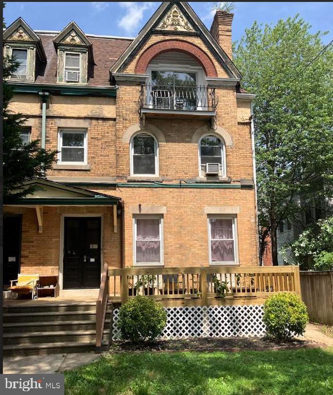 Primary Photo - 1127 S 48th St
