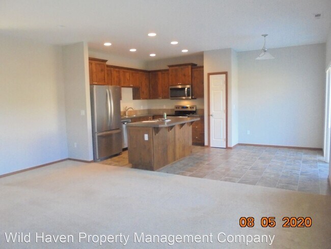 Foto del edificio - 3 br, 2.5 bath House - 1002 SE Elm Street
