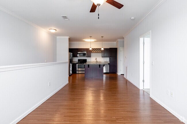 1BR, 1BA - Living/Dining/Kitchen - Enclave at 127th (Old Owner)