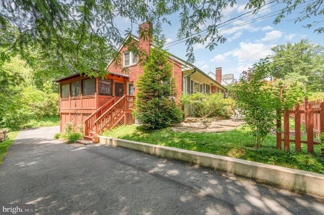 Building Photo - 36 N 19th St